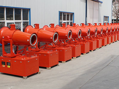 路面上霧炮機(jī)越來越多，它們到底有什么作用？