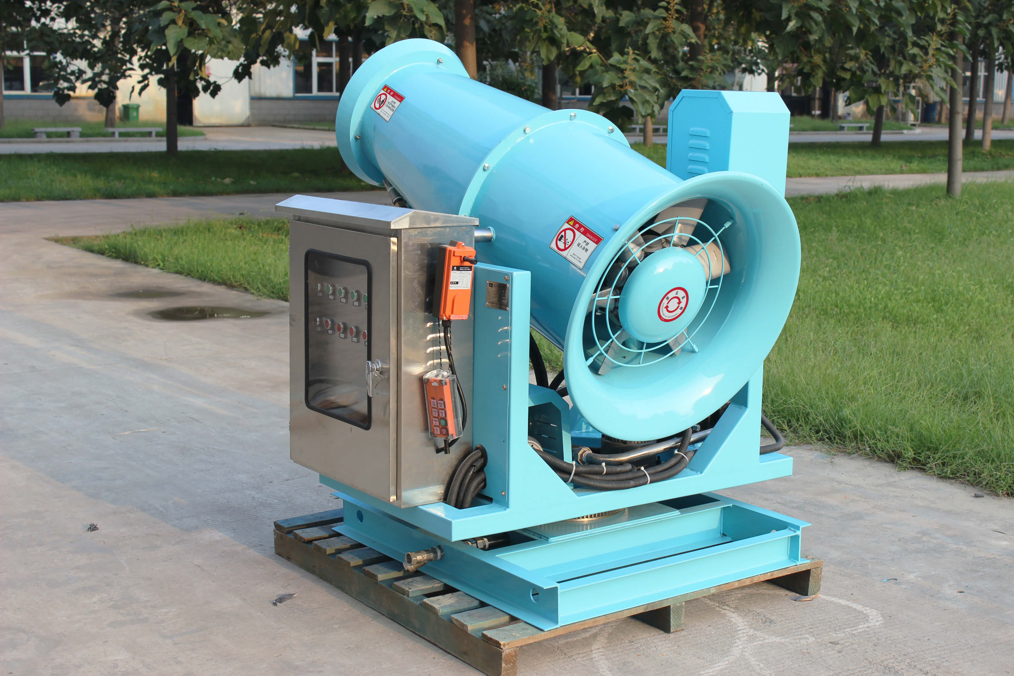 全自動遙控霧炮機如何做到有效降塵？