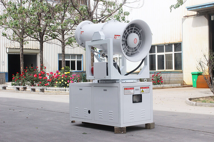 30米小型車載式霧炮機(jī)主要功能有哪些呢？