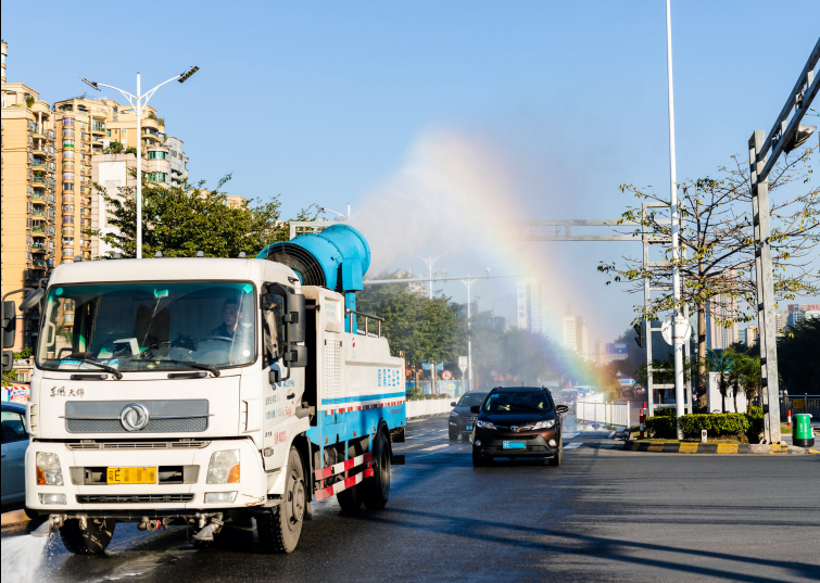 環保降塵霧炮機是如何實現噴淋降塵的？