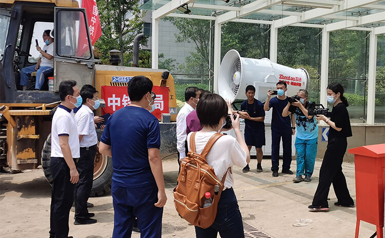 建筑工地為什么紛紛采用環保霧炮機？